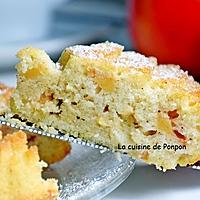 recette Gâteau hyper moelleux à la pomme, écorce de combava et blancs d'oeufs