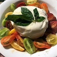 recette Burrata et ses tomates colorées