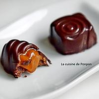 recette Praline au chocolat noir fourrée de confiture de lait