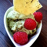 recette Glace au thé matcha sans sorbetière, framboises et chocolat blanc