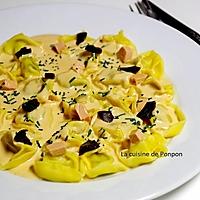 recette Tortelloni à la mousse de foie de canard, ail noir et spiruline