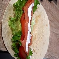 recette Wrap saumon, tomate, mozzarella et sa sauce thon Saint moret