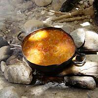 recette fèves au coulis de tomates en 10 mns (direct de Jordanie) un petit voyage et une recette pour vous