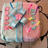 recette Gâteau cadeau pour l’anniversaire de Lydie et Robin