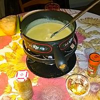 recette Fondue au fromage de la Vallée de Joux (Suisse), ou "fondue sans soucis"