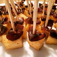 recette Petites brochettes magret séché et poires aux épices