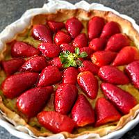 recette Tarte aux fraises sur compote rhubarbe