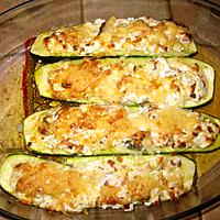 recette Courgettes farcies à la ricotta et aux lardons