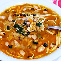 recette SOUPE VEGETARIENNE AUX HARICOTS COCO ROSES AUX LEGUMES ET PÄTES LINGUINES