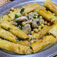 recette MGHALLEF FI GHLEFOU- PETITS BOUREKS FARCIS FRITS EN SAUCE BLANCHE A L'AGNEAU