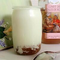 recette Yaourt au confit de pétales de rose