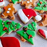 recette Biscuits de Noël à décorer avec du glaçage