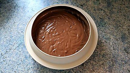 Mousse au chocolat dans le moule