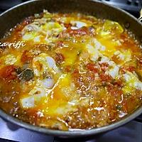 recette MENEMEN- PETIT DEJEUNER TURC AUX OIGNONS VERTS ET ET PIMENTS FORTS