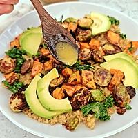 recette Salade de quinoa, choux de Bruxelles et patates douces