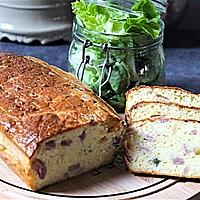 recette CAKE JAMBON EMMENTAL OLIVES VERTES