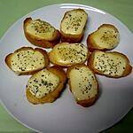 recette Toasts au St nectaire/basilic