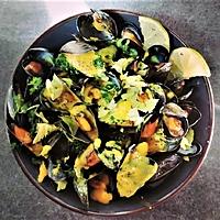 recette MOULES CRÈME AU CURRY