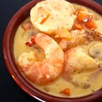 recette Cassolette de Saint-Jacques , crevettes et sauce crémeuse aux champignons