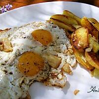 recette oeufs au parmesan et frites à l'ail