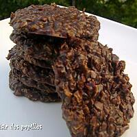 recette ~Biscuits au gruau, chocolat et beurre d'arachides sans cuisson~ 