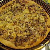 recette Pizza champignons / poullet (restes de poulet)