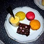 recette Fondant chocolat, macarons passion, cerise, pistache et crème vanille