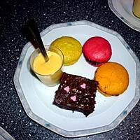 recette Fondant chocolat, macarons passion, cerise, pistache et crème vanille