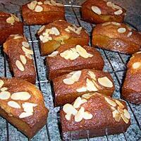 recette Mini cakes miel, amandes et pépites de chocolat...