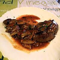 recette Foie de boeuf, sauce tomate, oignons,champignons