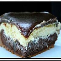 recette ** Cheesecake au chocolat noir, au chocolat blanc et son miroir de caramel au beurre & fleur de sel vanillée**