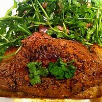 recette Steak au poivre et ail flambé au brandy sur sa tartine.