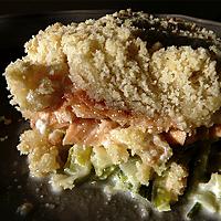 recette Crumble aux 2 saumons courgettes , poireaux