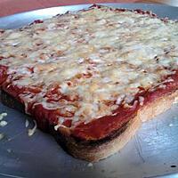 recette Pizza de pain de mie