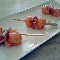 recette Brochettes apéritives de melon et jambon de parme