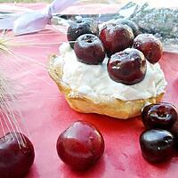 recette Tartelette aux cerises à la créme chantilly au tiramisu