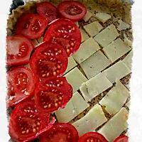 recette tarte au Cantal et tomates