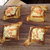 recette Feuilletés d'oeufs brouillés au saumon (recette de CScrim)