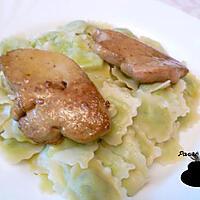 recette Foie gras poêlé et lit de ravioles