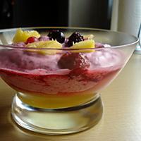 recette DUO MOUSSE FRUITS ROUGES-COULIS DE MANGUE