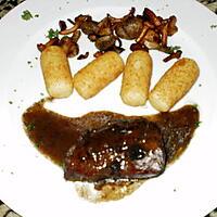 recette filet de porc aux champignons des bois-sauce à la crème de cassis et myrilles