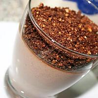 recette Panna cotta au chocolat et son crumble chocolat-cacahuètes