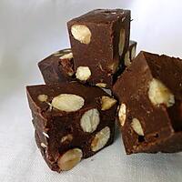 recette fudge choco-pralinoise noisettes et amandes