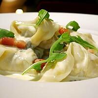 recette Gros tortellini escargot, roquette, rillaud, sauce bleu de chèvre...