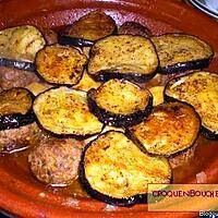 recette TAJINE DE BOULETTES DE KEFTA, AUBERGINES FRITES