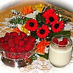 recette FRAMBOISES DU JARDIN ET YAOURTS AU FRAMBOISES