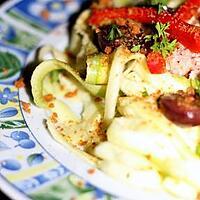 recette Tagliatelles de courgettes crues au thon et miettes de spéculoos