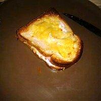 recette Croque monsieur! idéal quand on a la flemme de cuisiner!