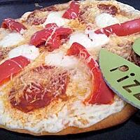 recette Pizza blanche au chorizo et poivrons