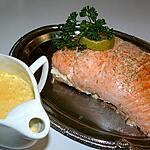 recette Rôti de saumon farci à la mousse de crabe et crevettes et sa sauce safranée